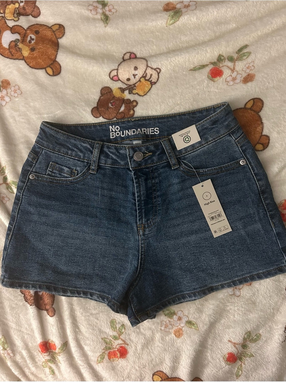 No Boundaries shorts